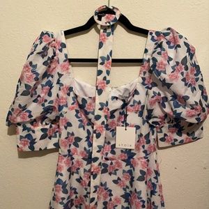 puffy shoulder floral Dress
